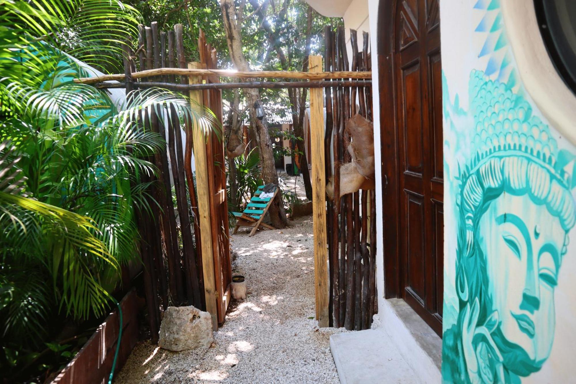Hostal Mulut Тулум Экстерьер фото
